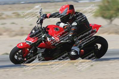 media/Oct-02-2025-Racers Edge (Thu) [[2c91cb6ab3]]/2-A Group/Session 2-Turn 9 Inside (1030am)/